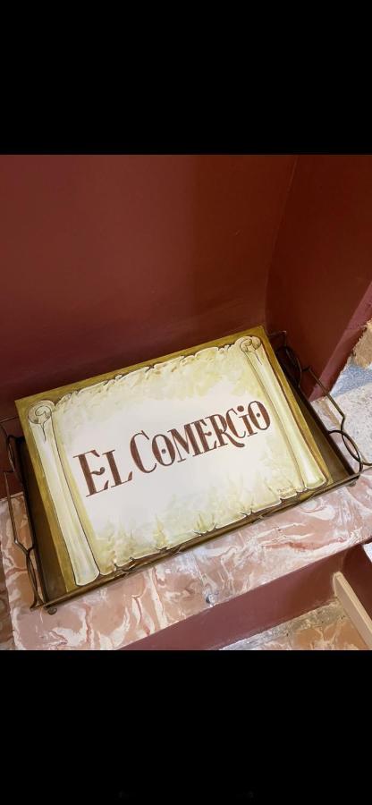 El Comercio Villarejo del Valle Exteriér fotografie